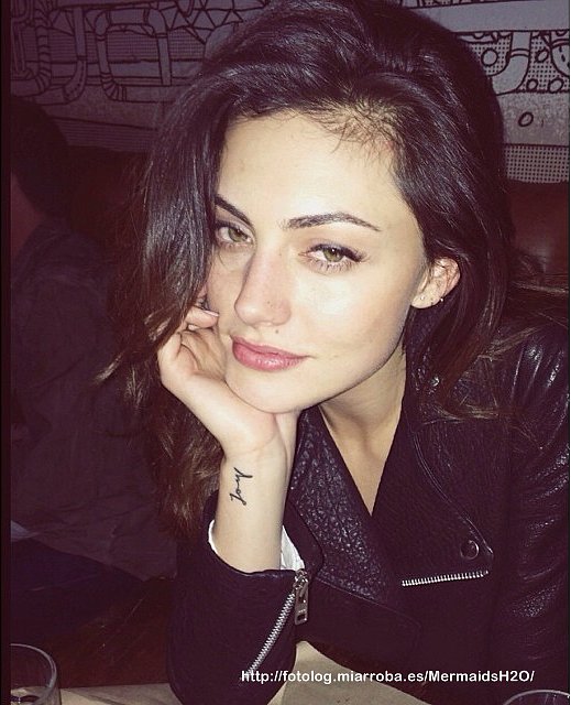 Phoebe Tonkin