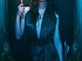 Poster- Phoebe Tonkin como Hayley en The Originals
