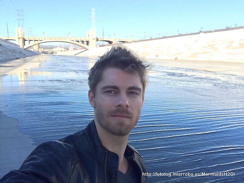 Luke Mitchell nuevo photoshoot