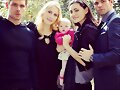 Behind the scenes Phoebe y Claire en The Originals