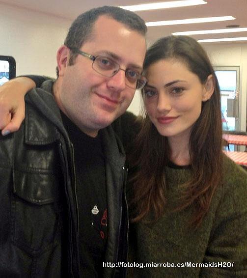 Phoebe Tonkin - Stalker (CBS) 1x14 "My Hero"