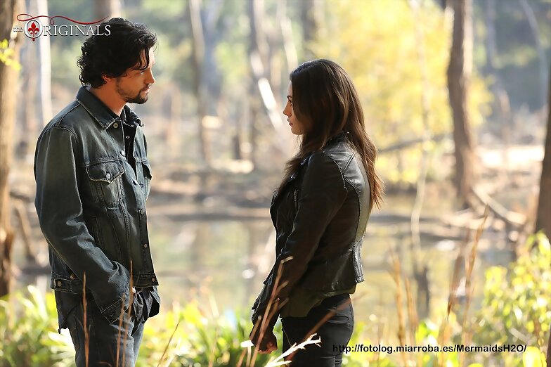 Phoebe Tonkin - The Originals 2x12 Sanctuary