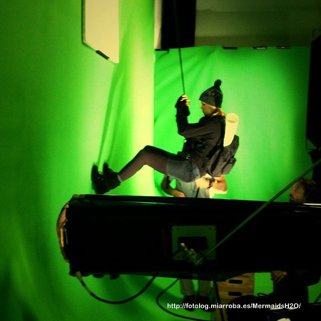 Claire Holt - behind the scenes en Blue Like Jazz