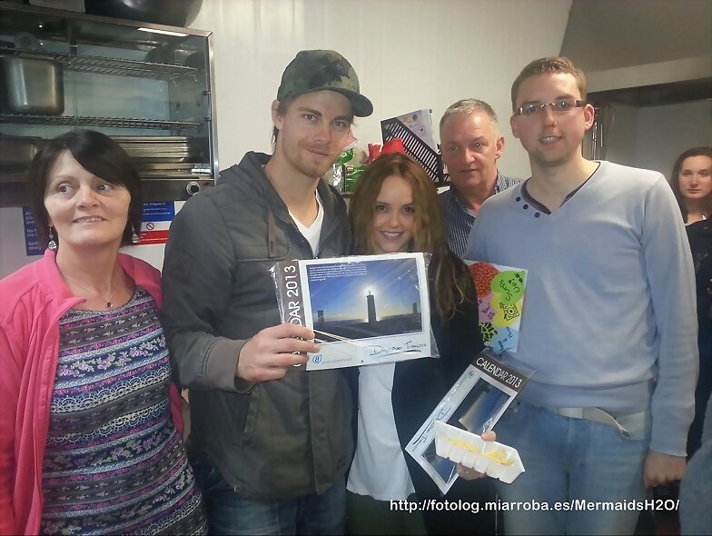 Luke Mitchell & Rebecca Breeds - Dublin Zoo 2013