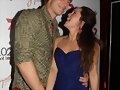 Luke Mitchell &amp; Rebecca Breeds - The 102.9 Hot T..