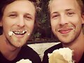 Jamie Timony y Angus McLaren