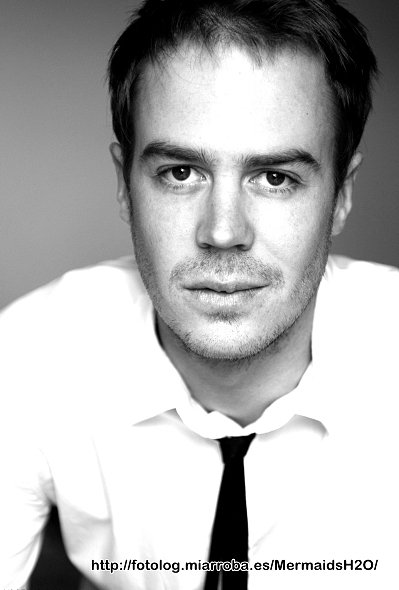 Burgess Abernethy photoshoot para Ben Timony