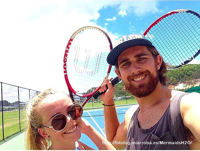 Cleo Massey con su novio Luke Dempsey-Ceh