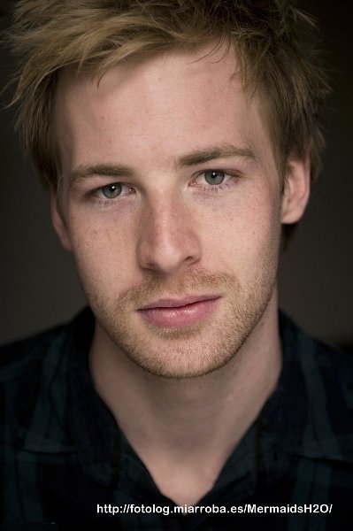 Angus McLaren photoshoot para Ben Timony