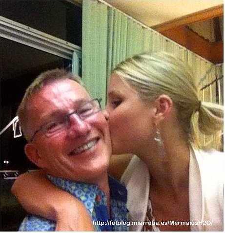 Claire Holt con su padre