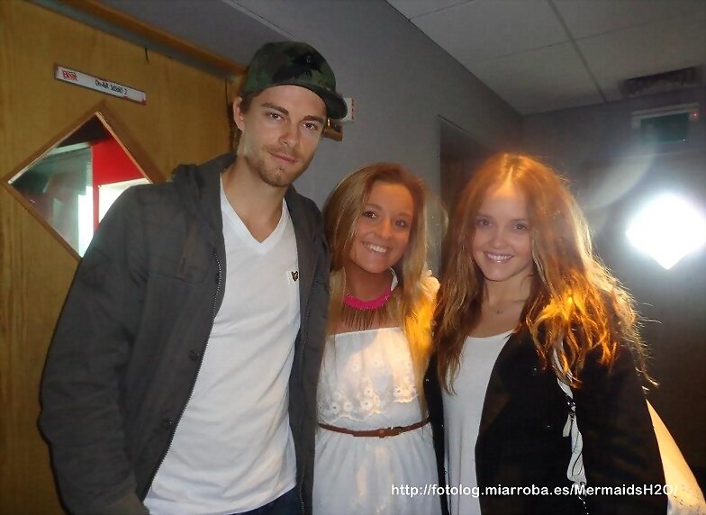 Luke Mitchell & Rebecca Breeds -WLR FM Apr18, 2013