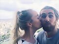 Cleo Massey con su novio Luke Dempsey en Paris