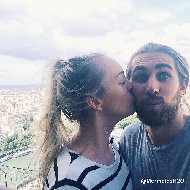 Cleo Massey con su novio Luke Dempsey en Paris