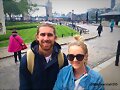Cleo Massey con su novio Luke Dempsey en Londres