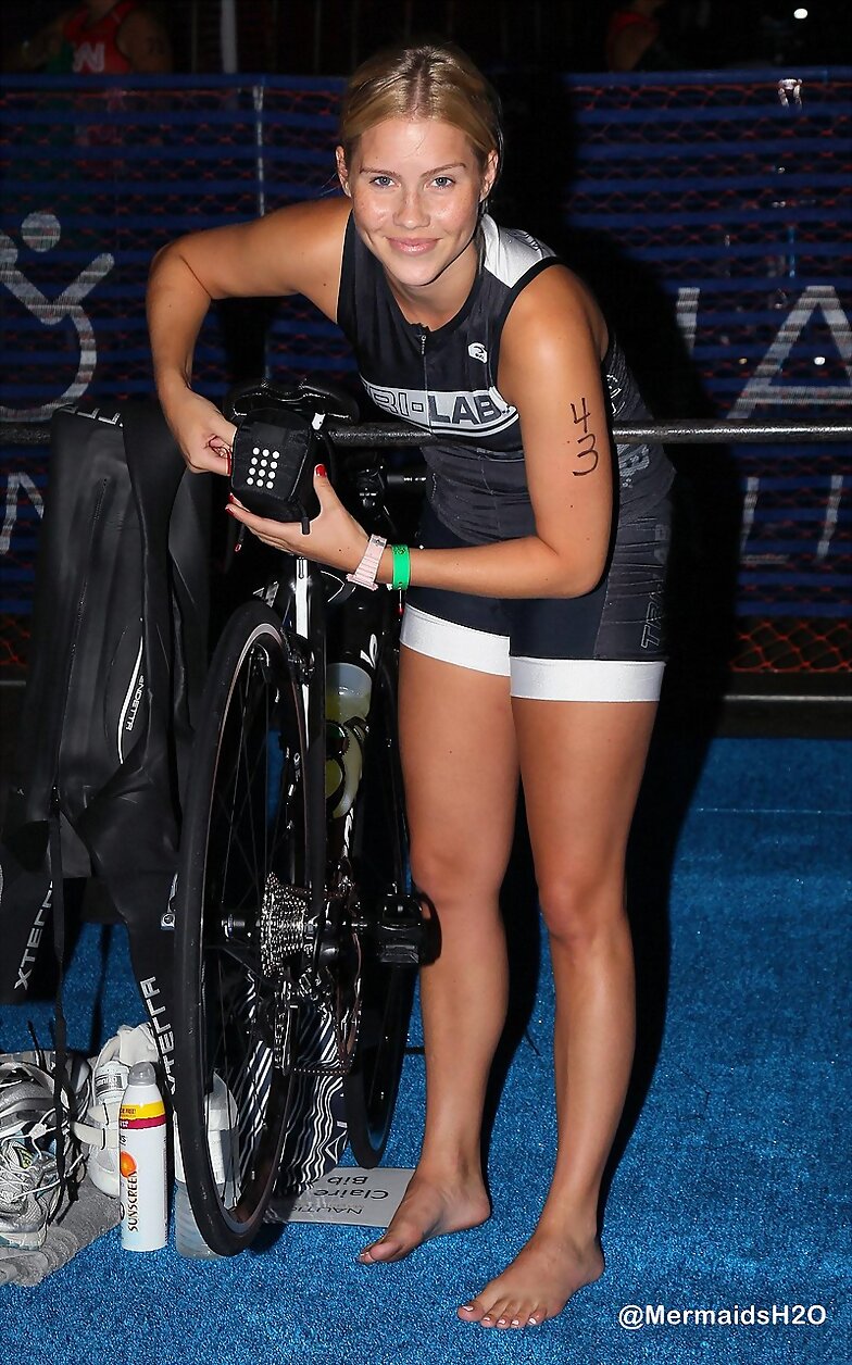 Claire Holt - 26th Annual Nautica Malibu Triathlon