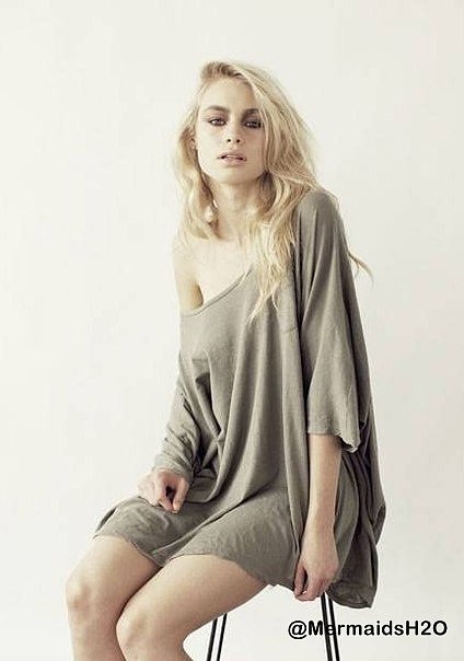 Lucy Fry - photo shoot