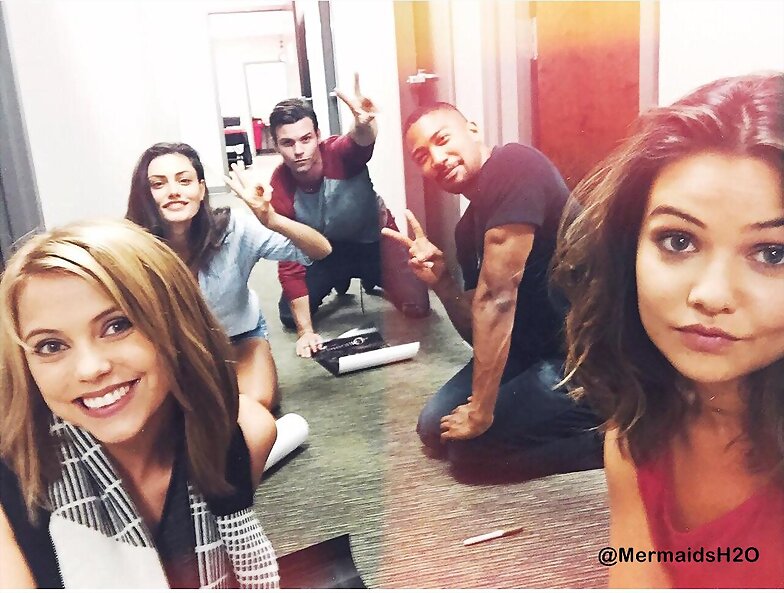 Behind the scenes Phoebe Tonkin en The Originals