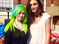 Behind the scenes Phoebe Tonkin en The Originals