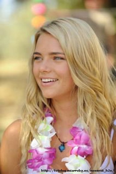 Bella Hartley en la fiesta