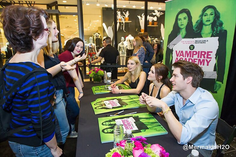 Lucy Fry - Vampire Academy Meet Fans San Francisco
