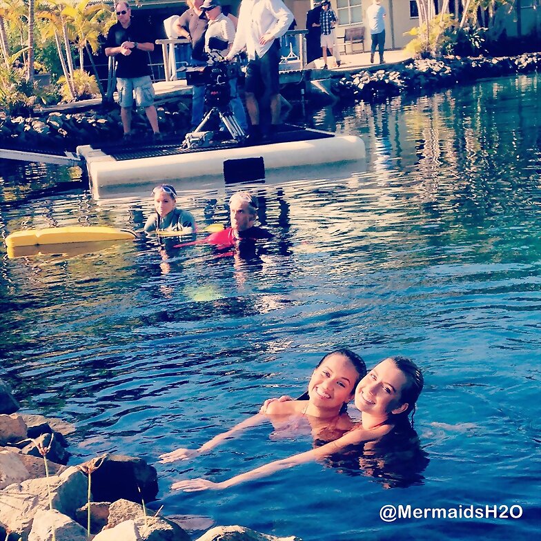 Allie Bertram y Isabel Durant - Mako Mermaids 2