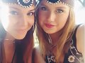 Isabel Durant con su amiga Dena Amy