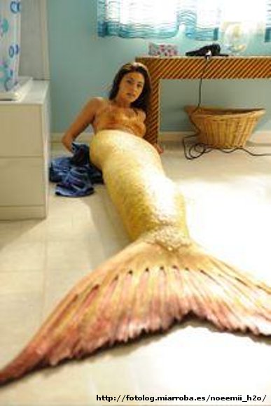 Cleo en el baño