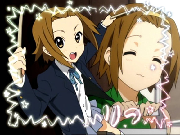 k-on / Ritsu n.n...//bateria xD n.n.