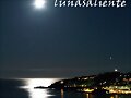 &quot;La luna es muy bonita&quot;