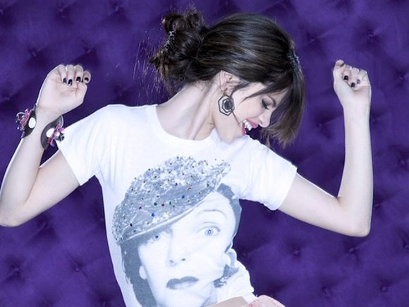 Selena!!