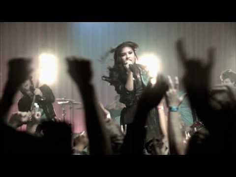 Demi Lovato_Here we go again