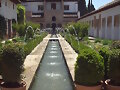 Fuente en el jardin de la Alhambra