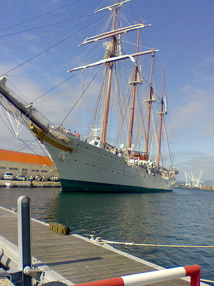 Buque Juan Sebastian Elcano,Marin