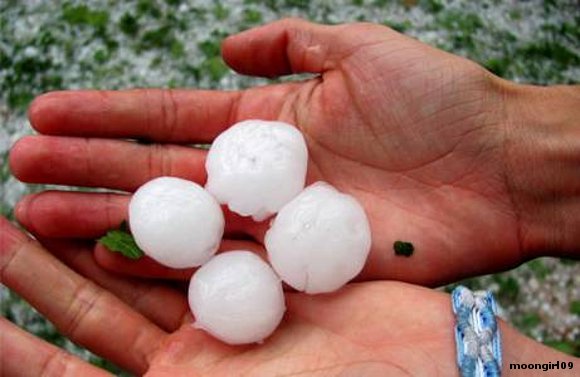 El tamaño del granizo.