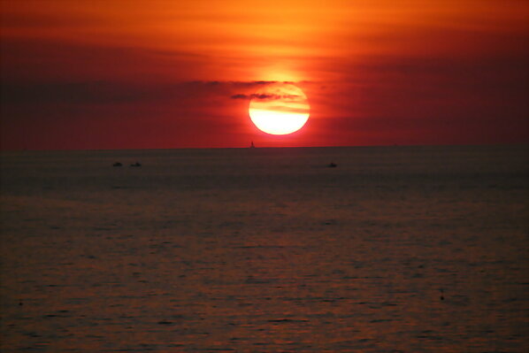Atardecer en el Mar...