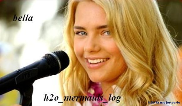 bella cantando