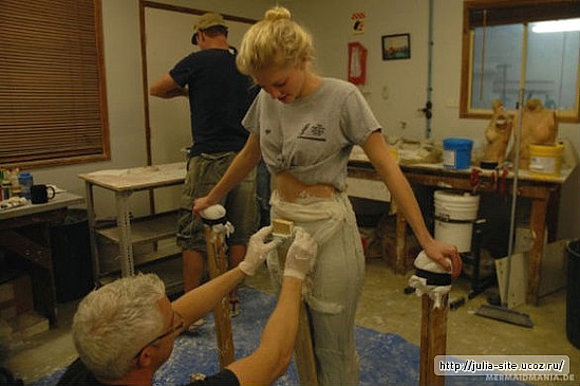 confeccionando el traje de rikki