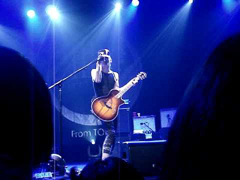 CONCIERTOS DE MIYAVI X USTREAM 2010