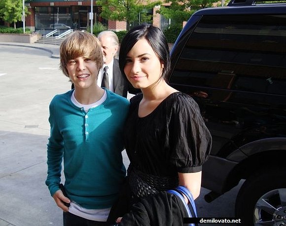 Demii y Justiin :)