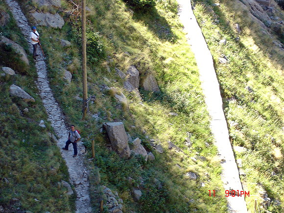 SUBIENDO A NURIA