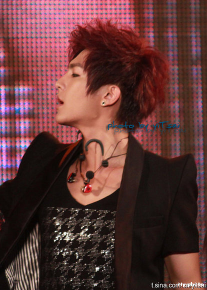 Aaron Yan