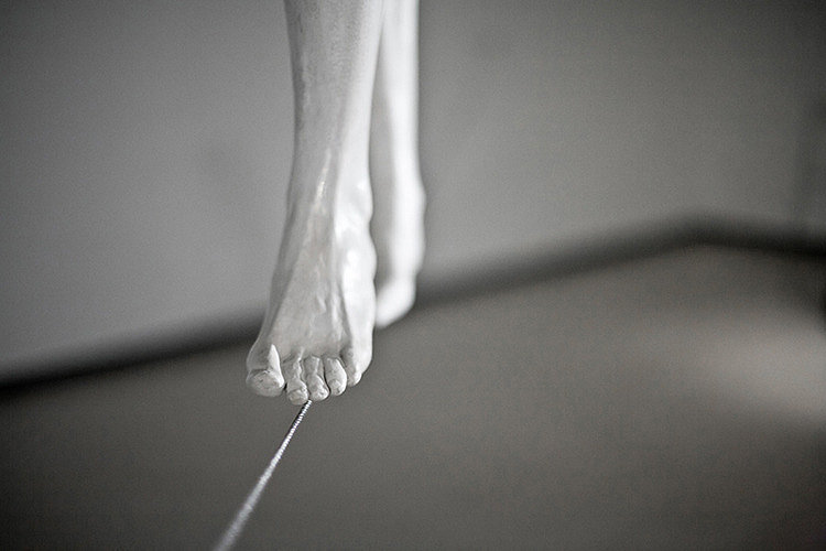 L