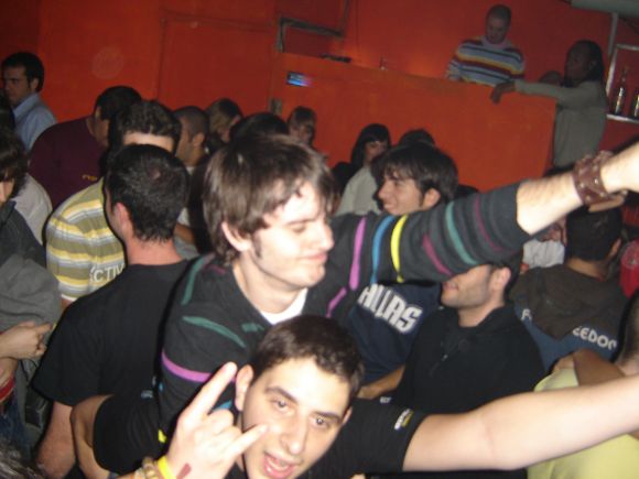 Ahem, dadles duro XDD
