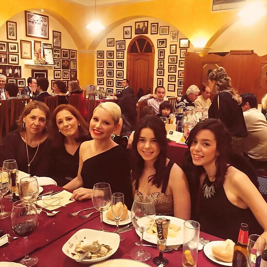 HOY LUNES 4-1-2016, FOTO DE SORY CON SU FAMILIA