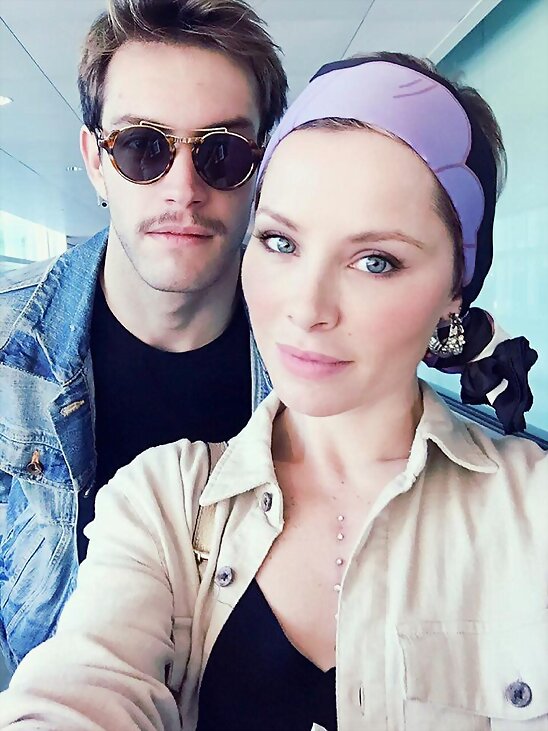 HOY MARTES 19-4-2016, FOTO DE SORY CON SU NOVIO