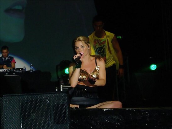 [HOY LUNES 17-9-2012, FOTO DE SORAYA EN HUMARES]