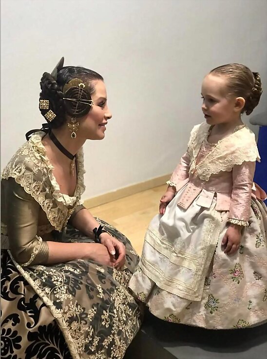 HOY VIERNES 22-3-2019, FOTO DE SORY Y SU HIJA