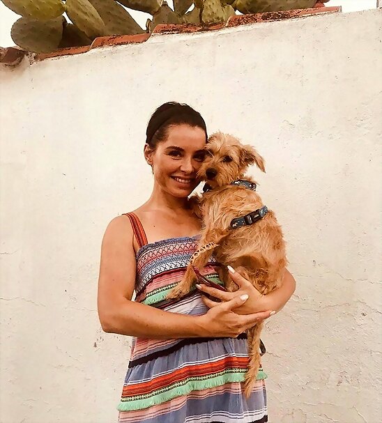HOY MIÉRCOLES 28-8-2019,FOTO DE SORY CON SU PERRO