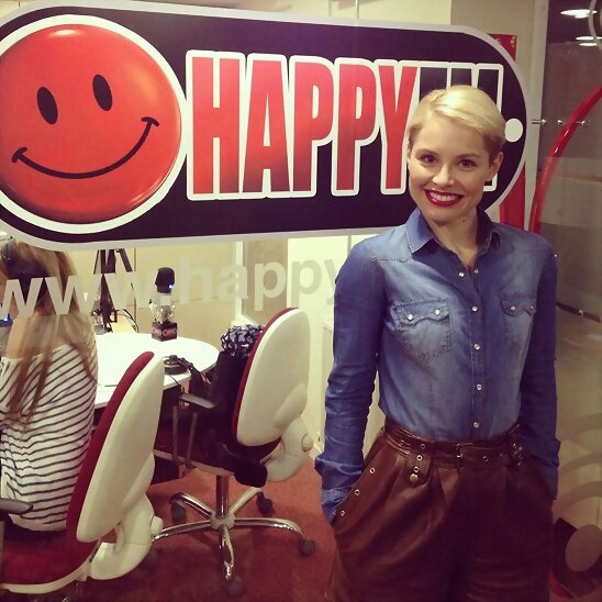 HOY JUEVES 28-2-2013, FOTO DE SORAYA EN HAPPY FM
