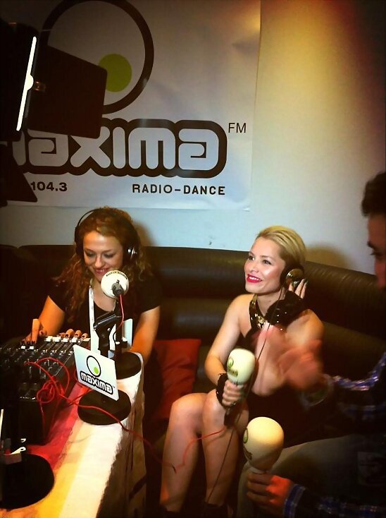 HOY LUNES 18-3-2013, FOTO DE SORAYA EN MAXIMA FM